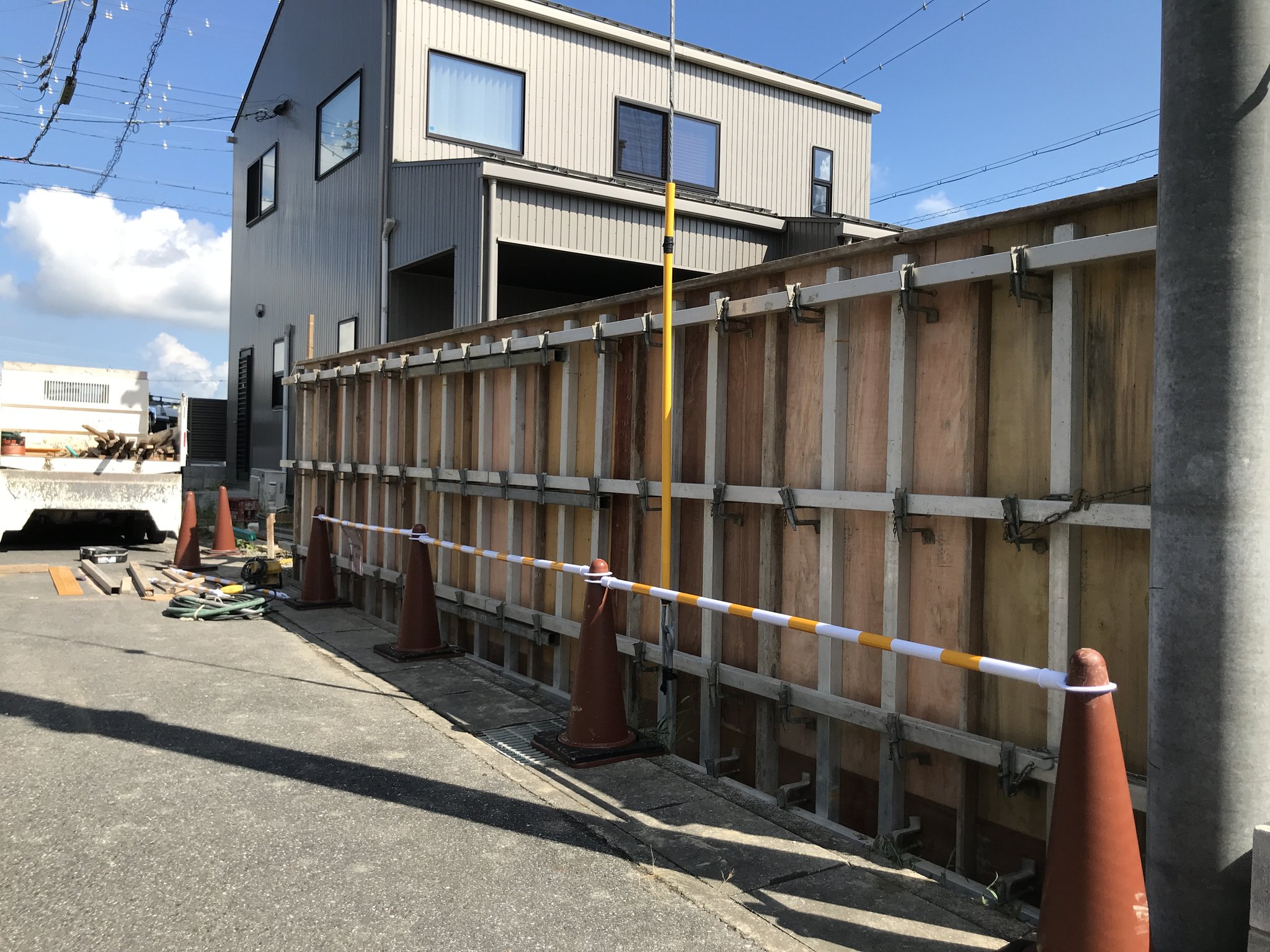 コンクリート打ちっぱなし壁