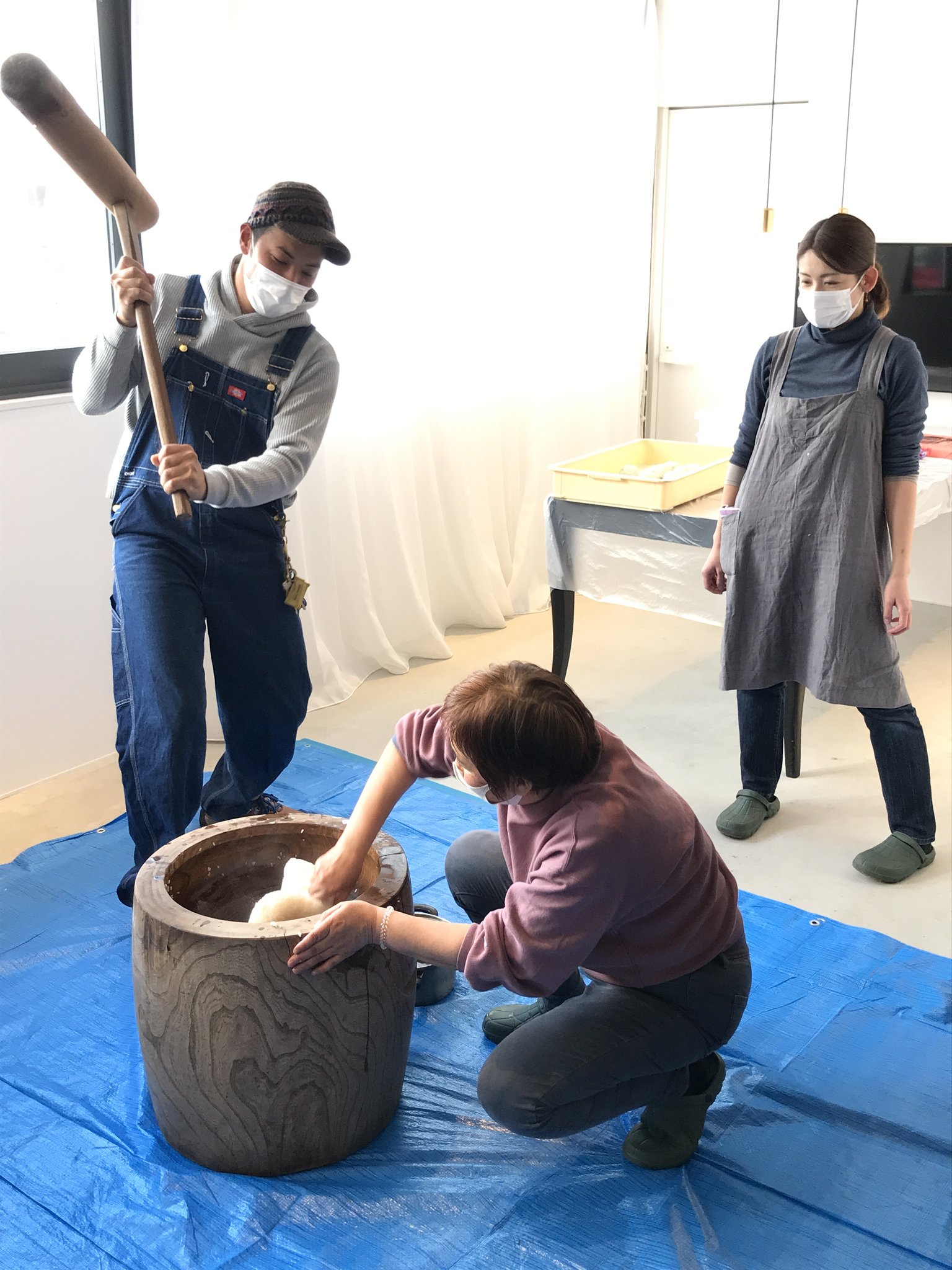 お餅つき