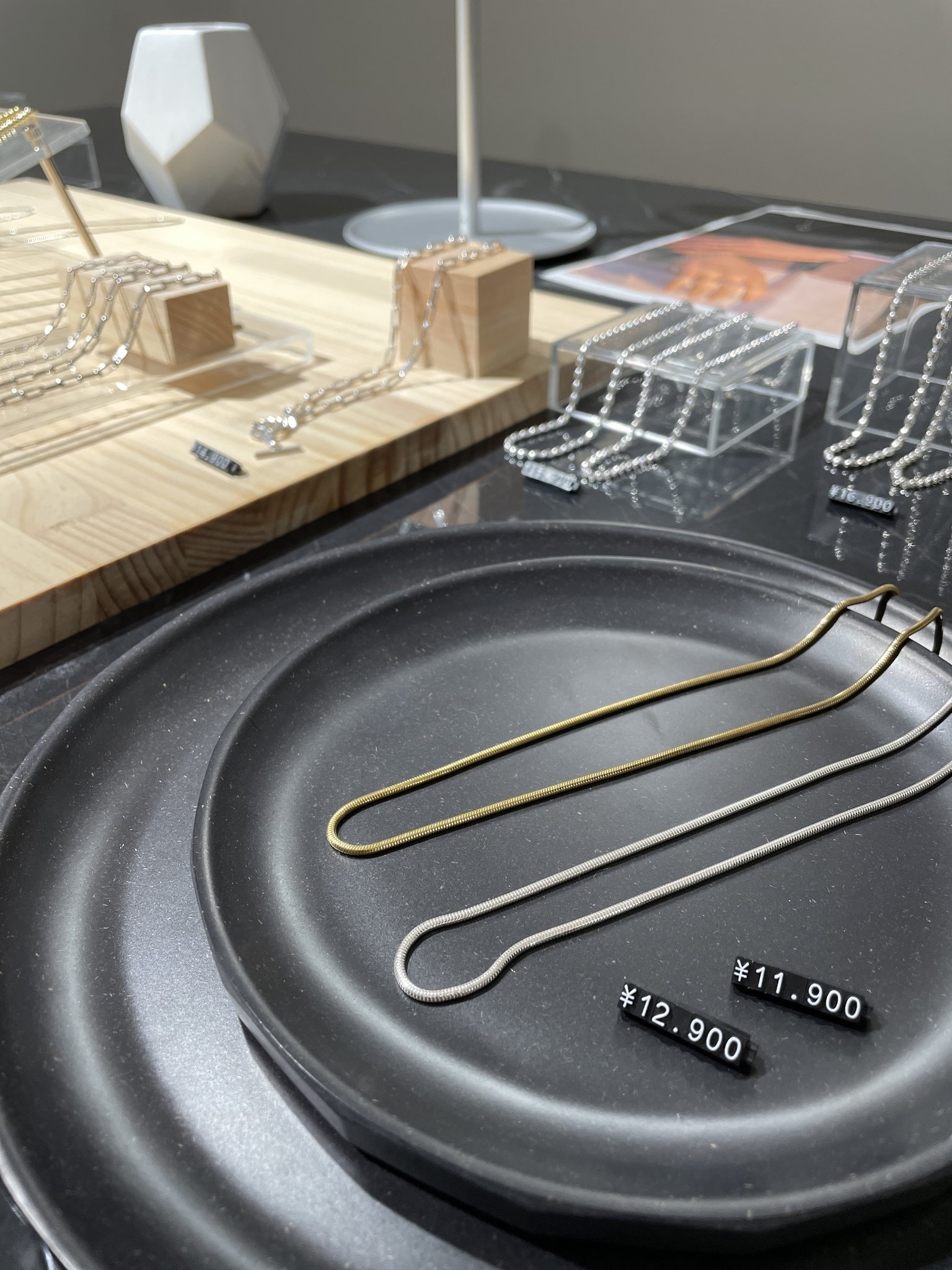 CONNY ACCESSORY SHOP