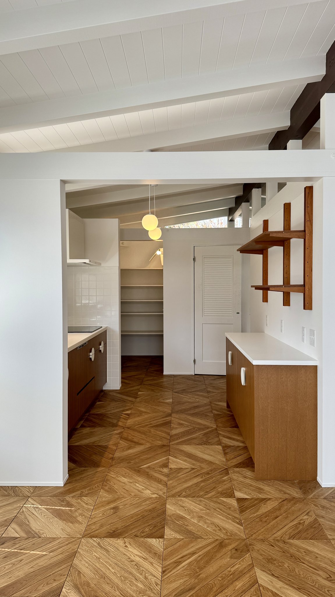 DOUBLE DOORS